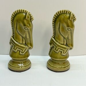 vintage duncan mold ceramic chess knight replacement medieval green horse 2‎ pc